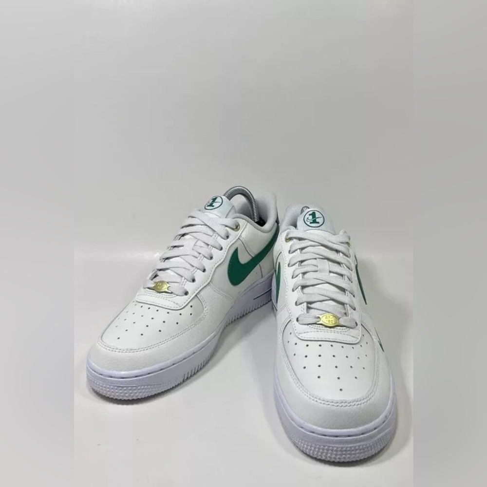 Size 8 - Women's Nike Air Force 1 '07 SE ‘Malachite’ Shoes DQ7582-101 Men’s 6.5